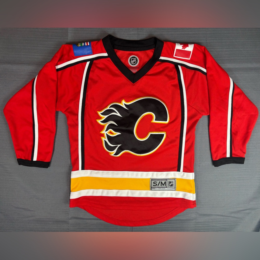 Calgary Flames “Blasty” Horsehead Jersey – Youth S/M – Official NHL
